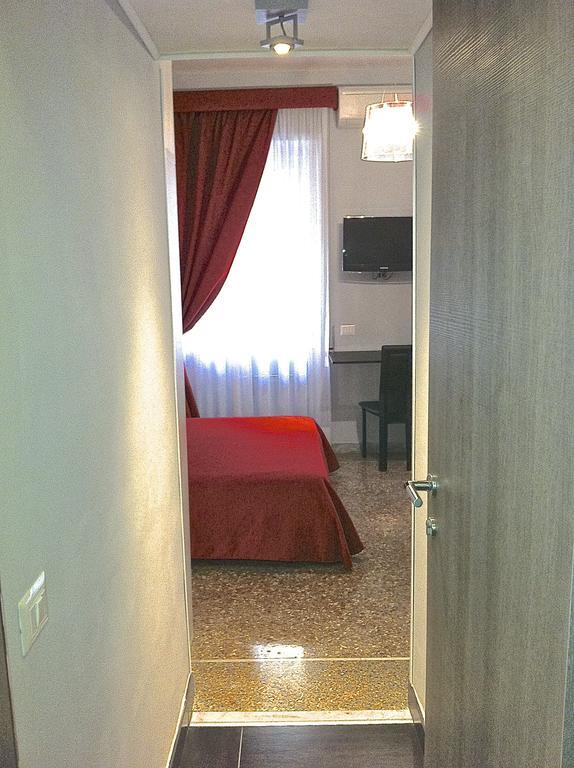 Domus Fabiola - Vaticano Roma Habitación foto